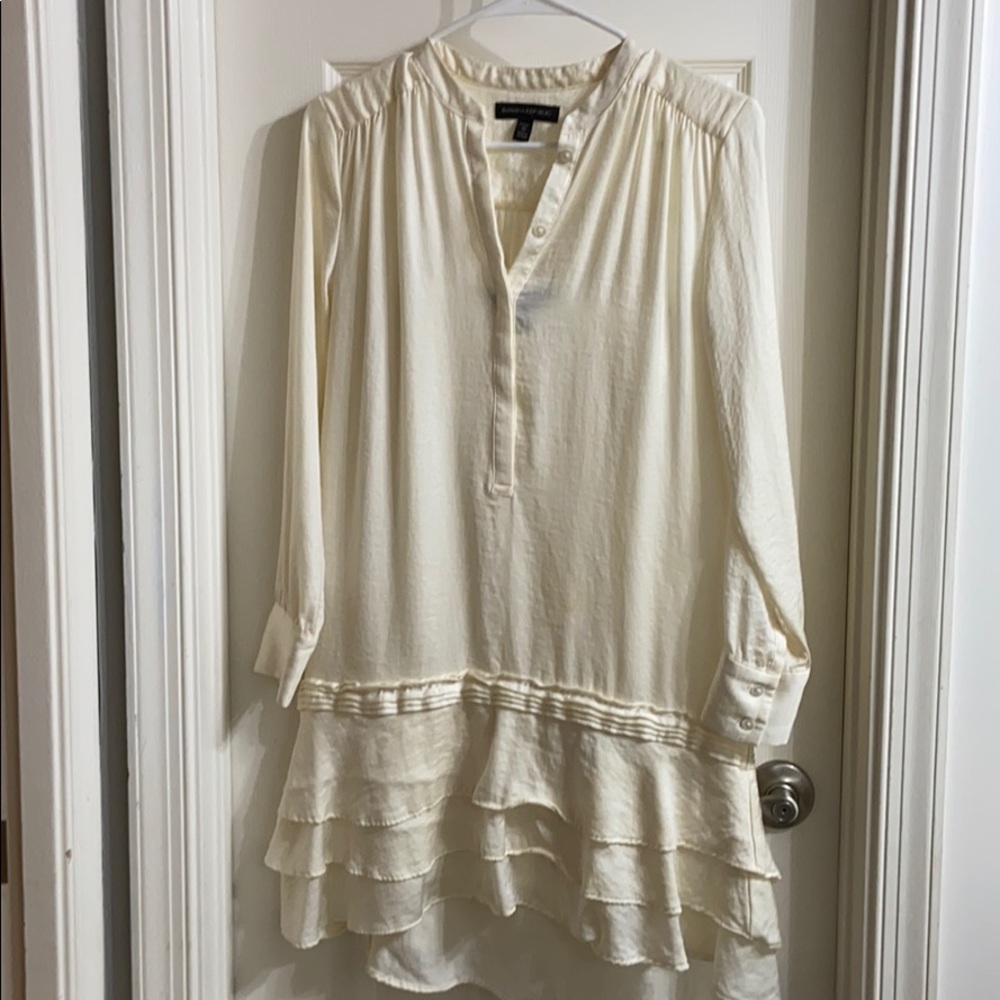 Banana Republic Long sleeve ruffle dress